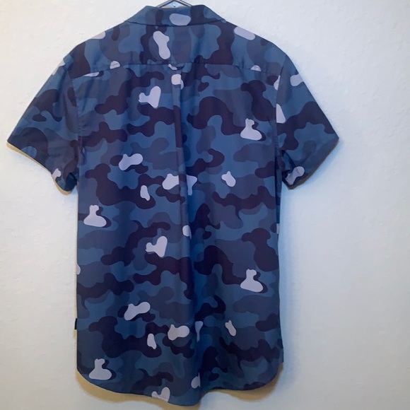NWT Reaction Kenneth Cole Blue Camo Button Shirt - Picture 4 of 5